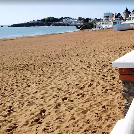 Ecume Saint Gilles Croix De Vie * Les Bussolleries